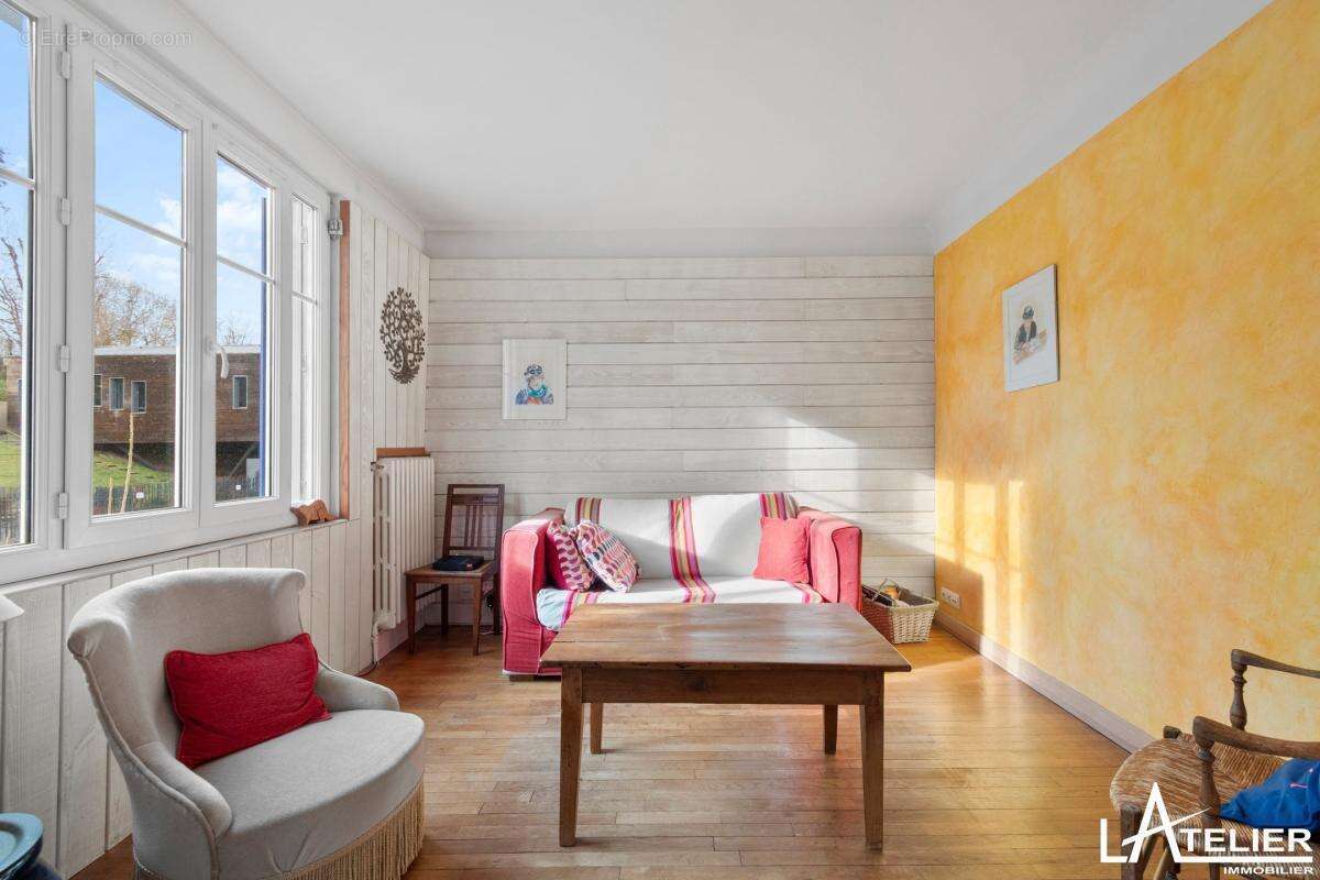 Maison à MAREIL-MARLY