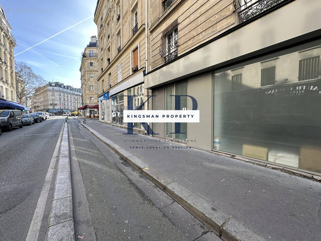 Commerce à PARIS-11E