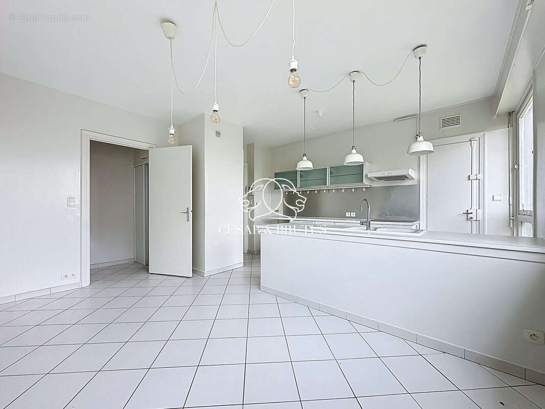 Appartement à LYON-4E