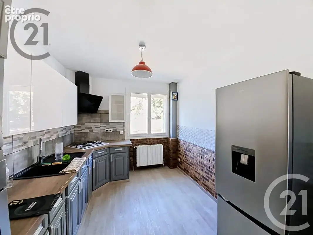 Maison 6 pièces 115 m² à vendre à Moeurs-Verdey (51120) - photo 2