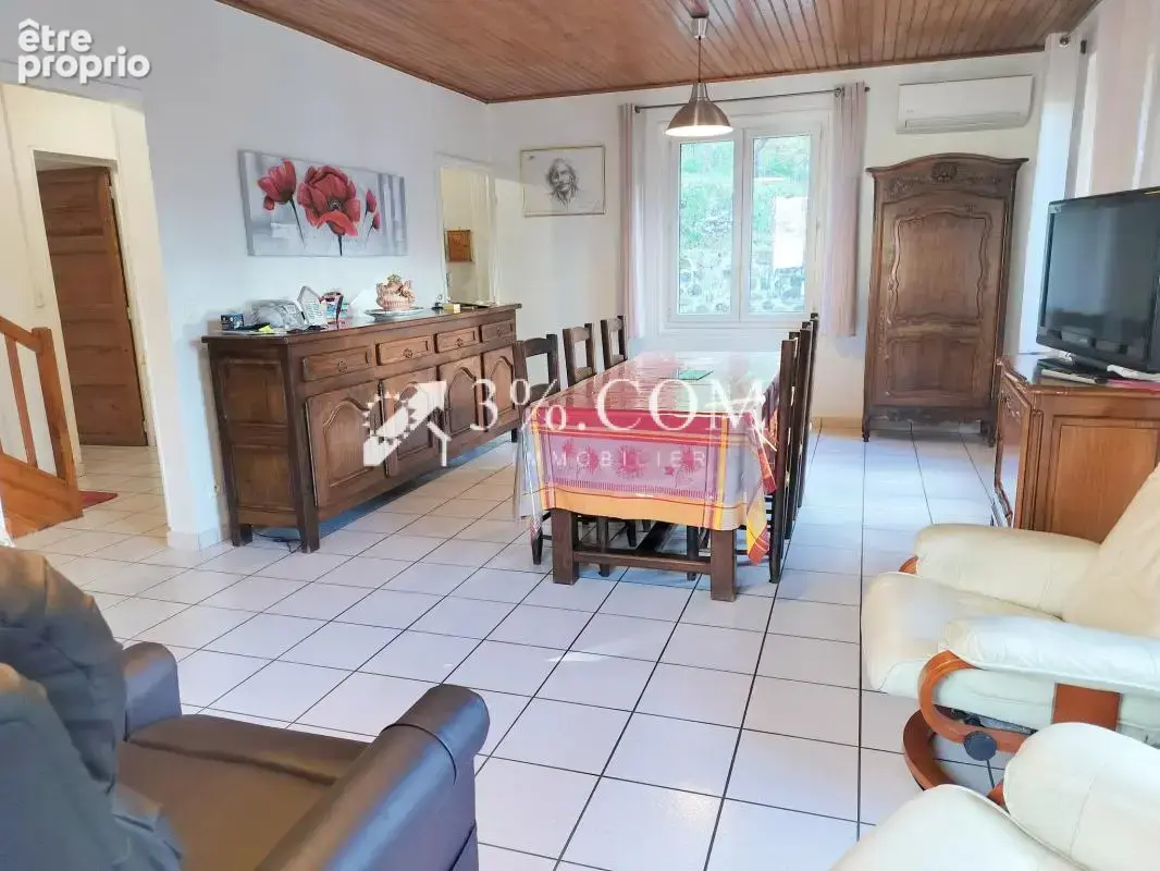 Maison de 105 m2 avec cour et jardin de 300m2 + parcelle de - photo 4