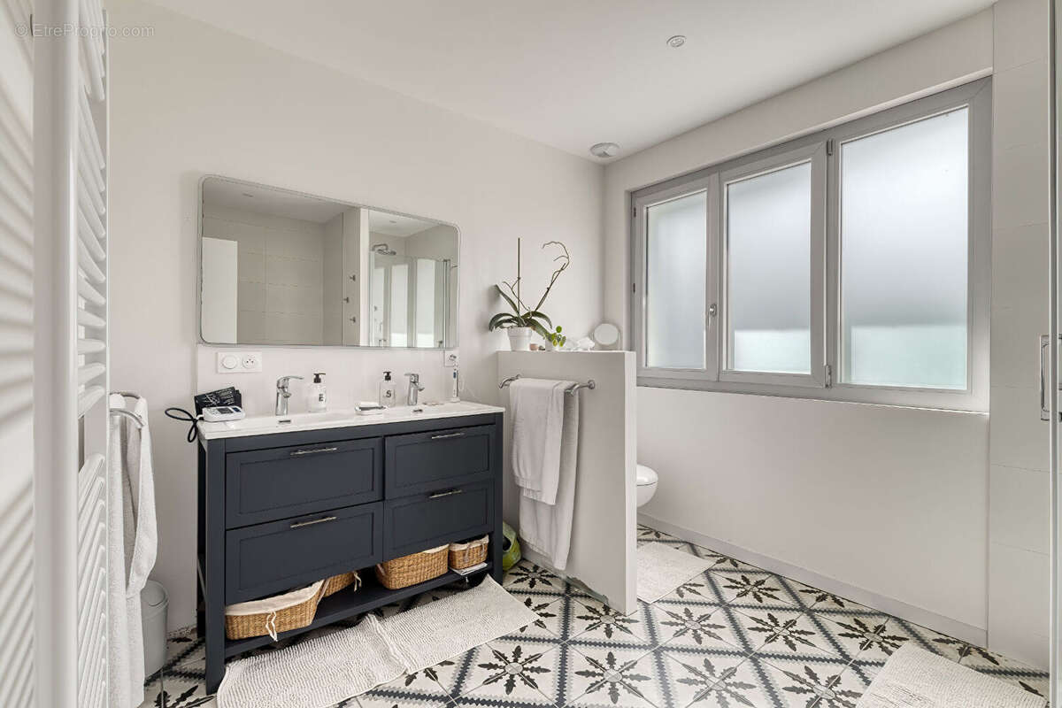 Maison à SAINT-JORIOZ