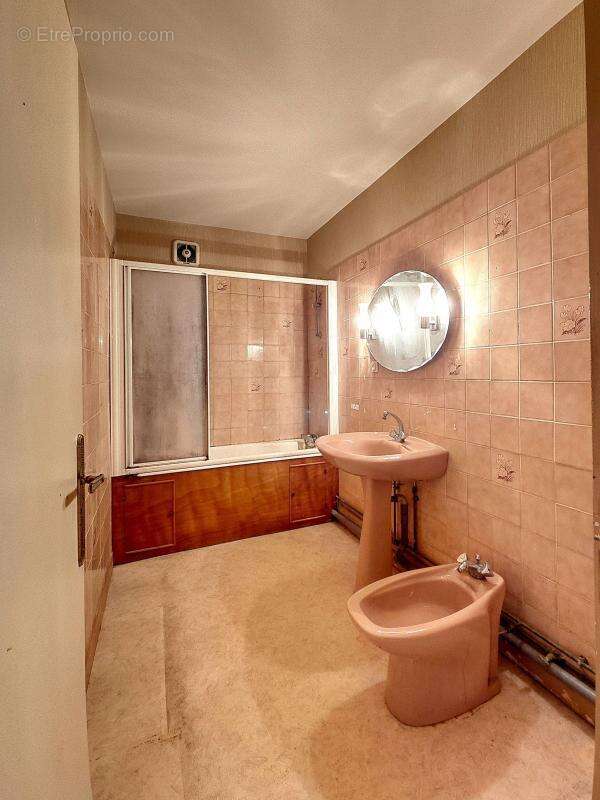 Appartement à CHENOVE