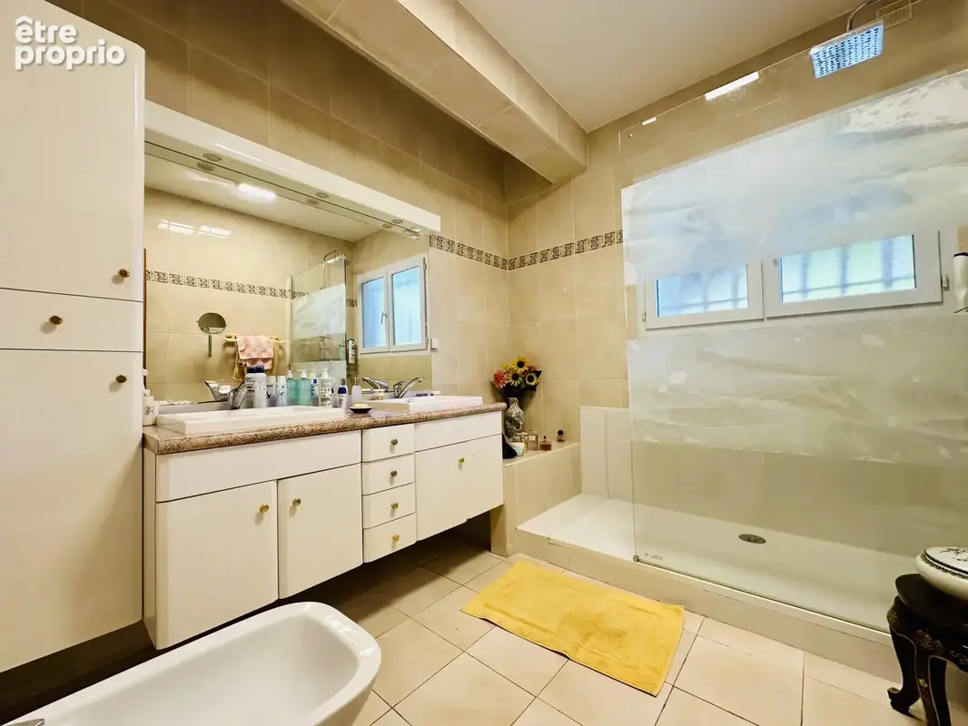 Exclusif lattes centre - villa de 130m2 dans quartier residentiel, piscine, clim et garage a proximite tram - photo 11