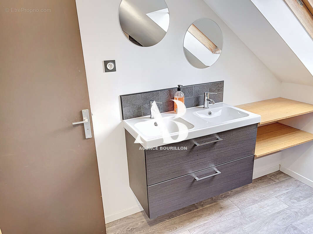 Maison à VERNEUIL-L'ETANG