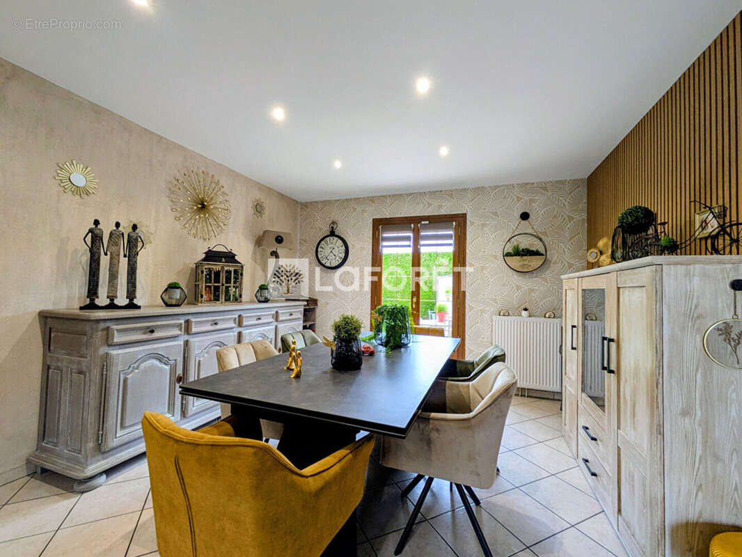 Maison à EMALLEVILLE