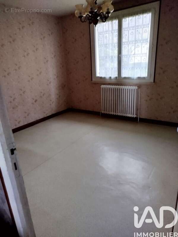 Photo 8 - Maison à FUSSY