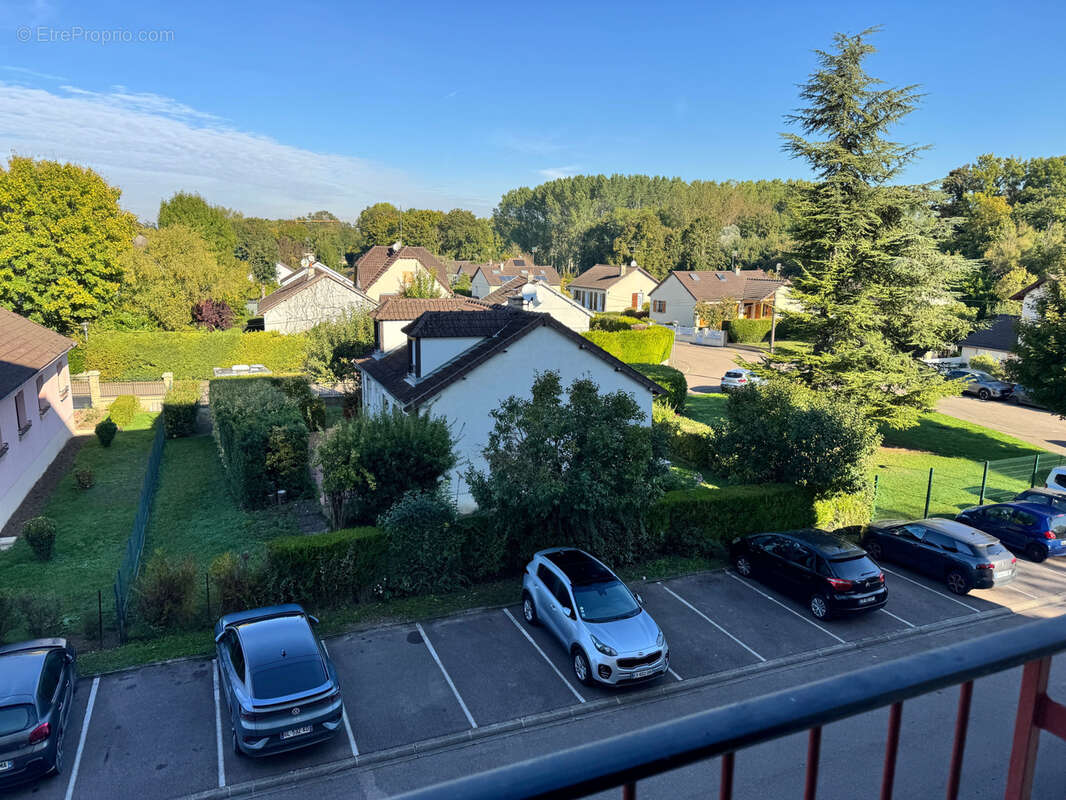 Appartement à LA CHAPELLE-SAINT-LUC