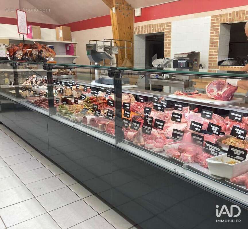 Photo 3 - Commerce à VILLEDOMER