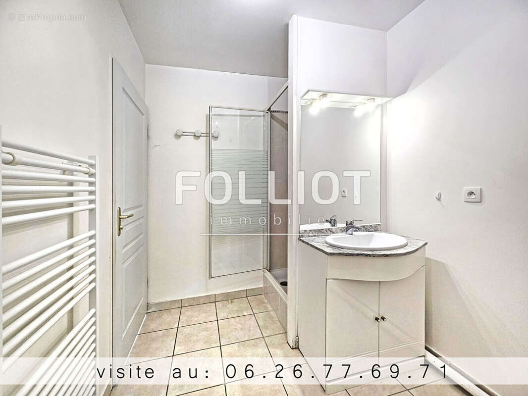 Appartement T1 à vendre à Douvres-la-Délivrande - Dernier étage avec ascenseur, bon état - photo 8