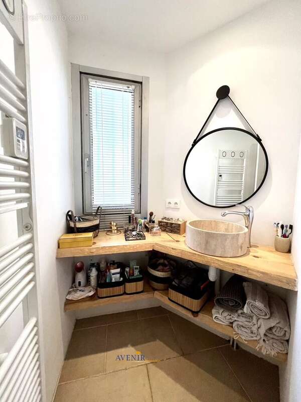 Appartement à MARSEILLE-12E