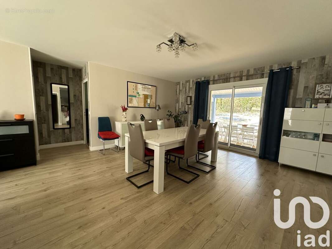 Photo 3 - Maison à LABASTIDE-MARNHAC