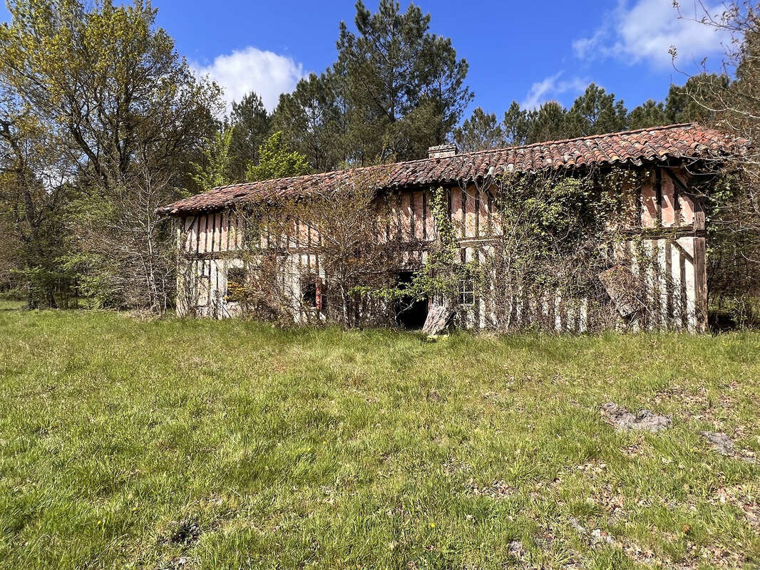 Maison à ONESSE-ET-LAHARIE