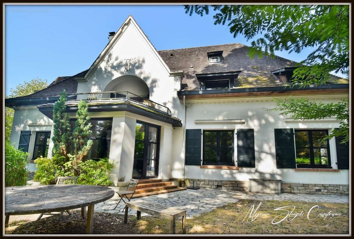 Maison de caractère à vendre 12 pièces  (40) de 355 m² au coeur du centre-ville - photo 20