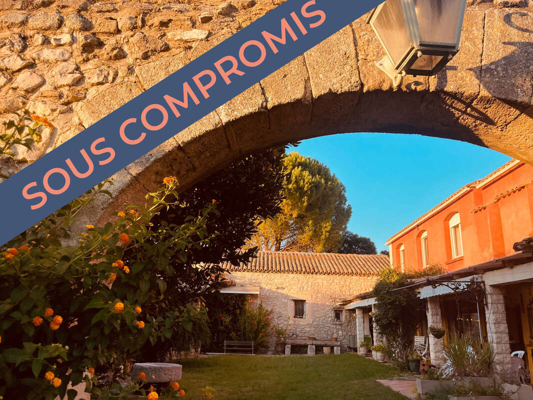 Maison à SAINT-BRES