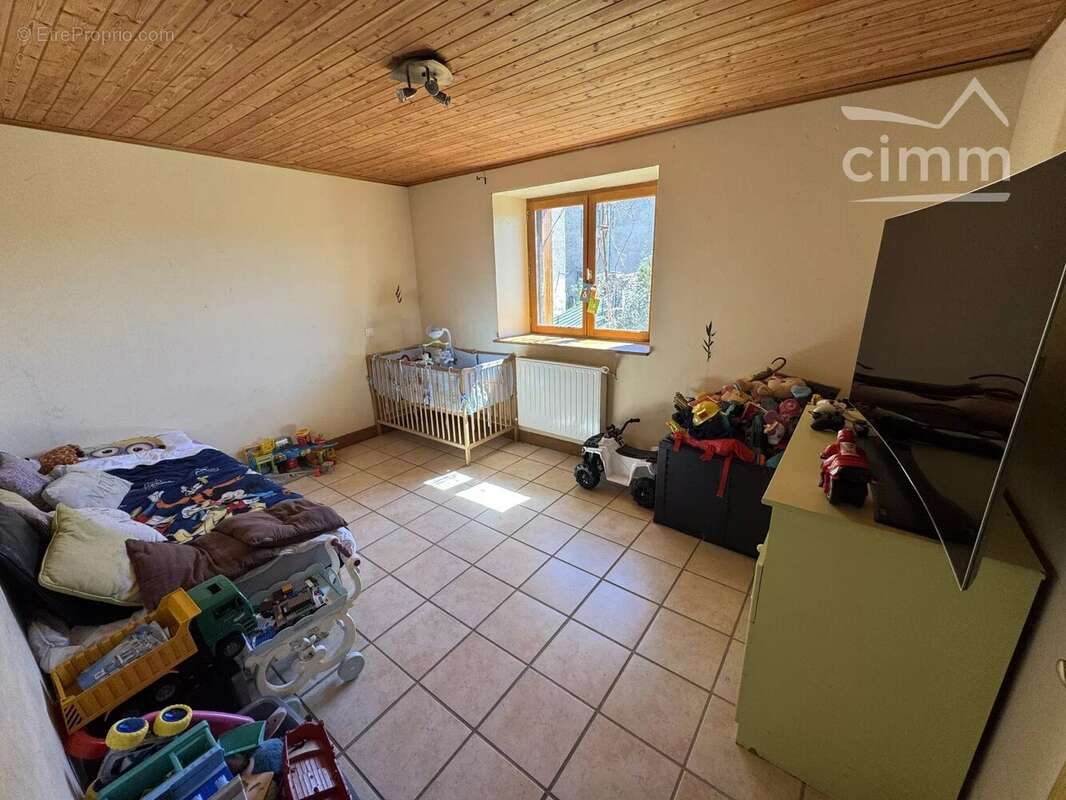 Appartement à MARSAC-EN-LIVRADOIS