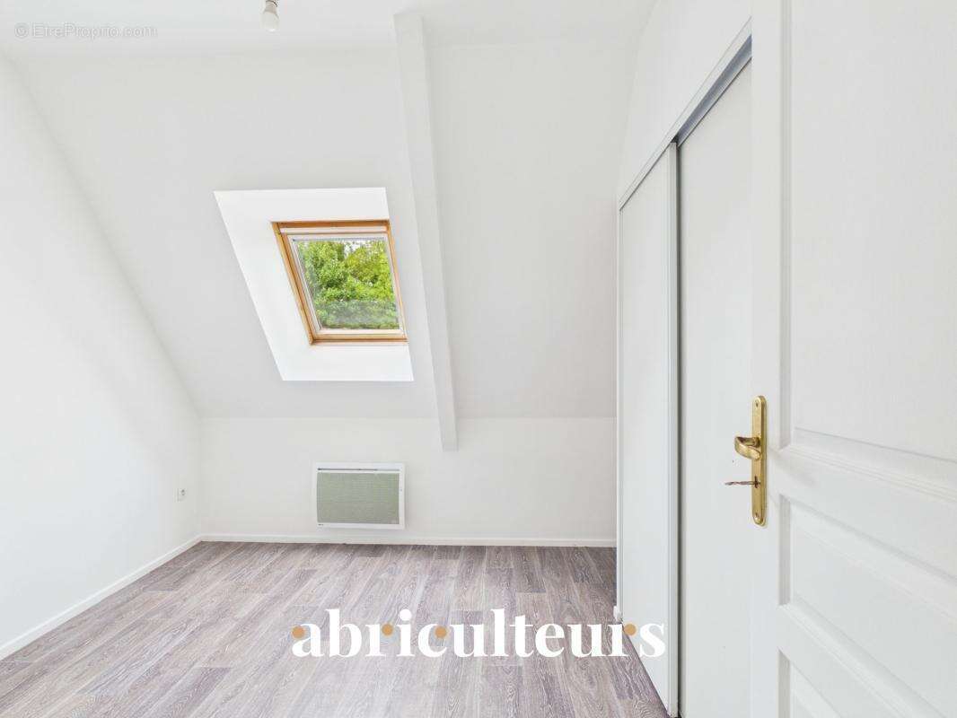 Coup de Cœur Assuré : Superbe T2 de Caractère,  Rénové au Charme de l’Ancien en vente à Survilliers (95470) - photo 9