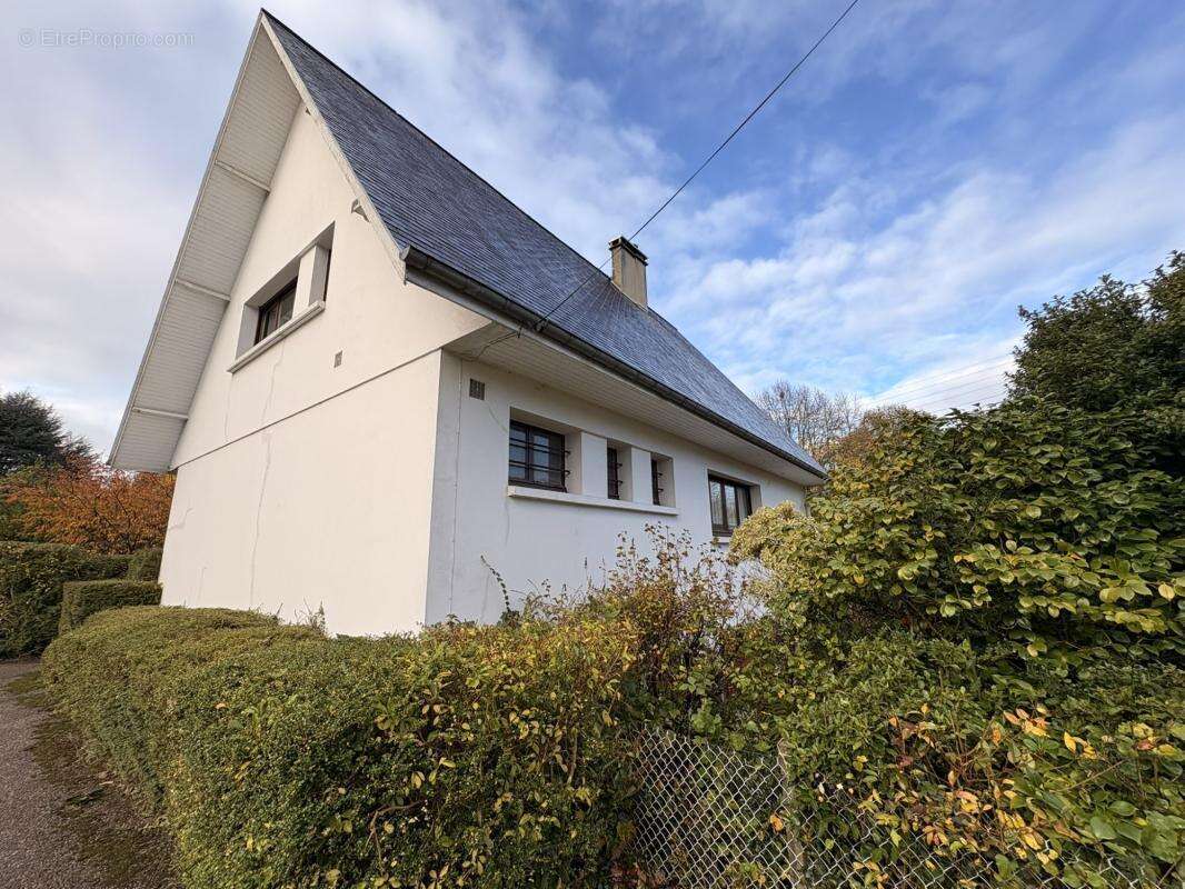 Maison à MONT-SAINT-AIGNAN