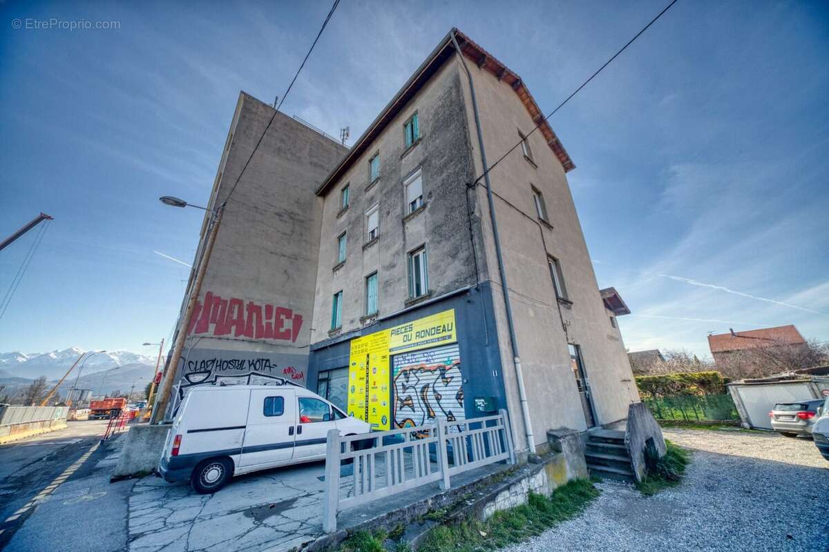 Appartement à ECHIROLLES