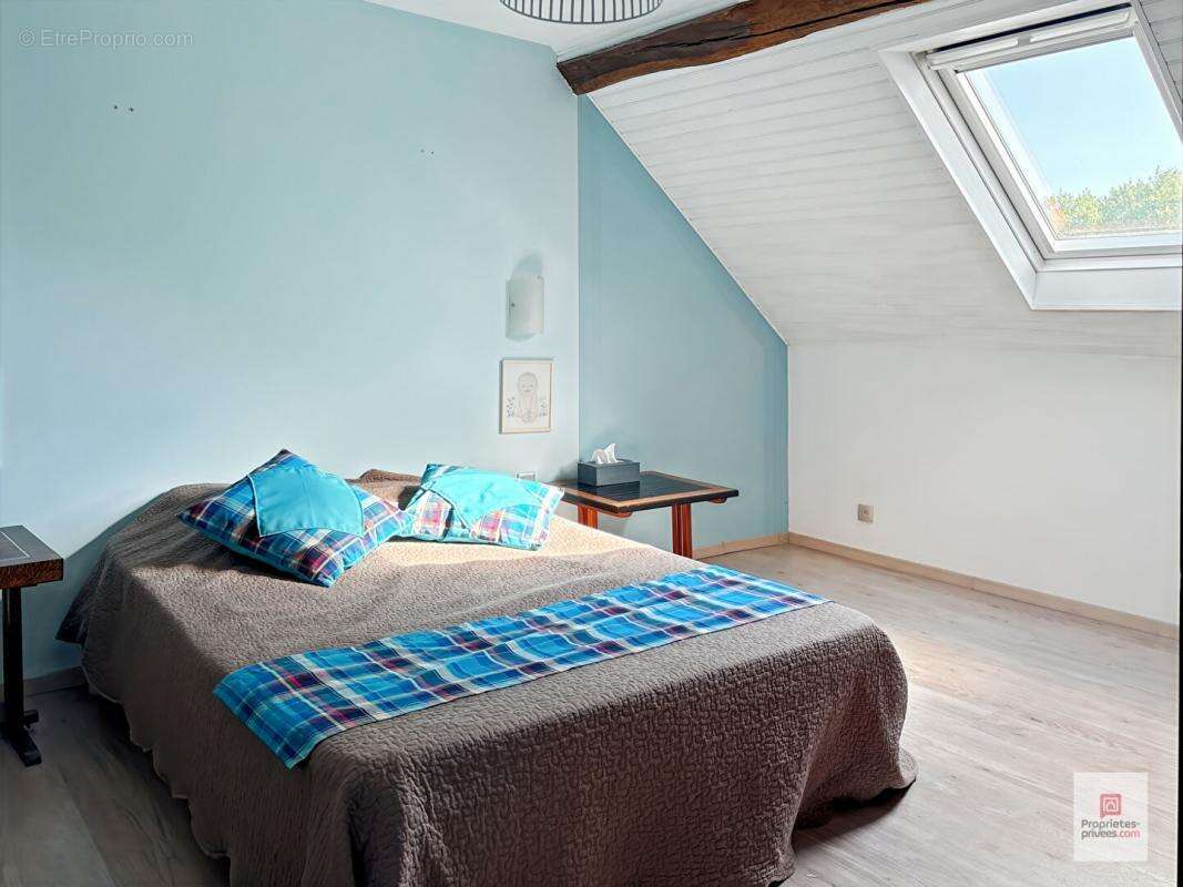 Maison à LA CHAPELLE-D&#039;ALIGNE