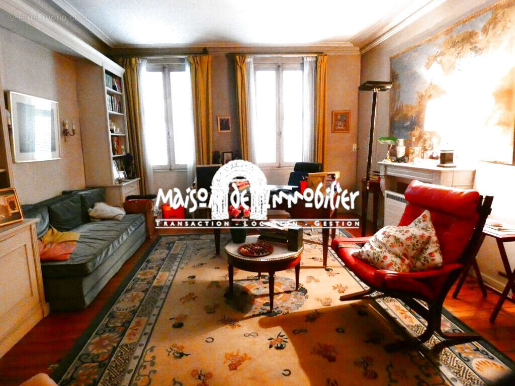 Appartement à COGNAC