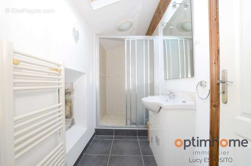 Maison à MAUPREVOIR