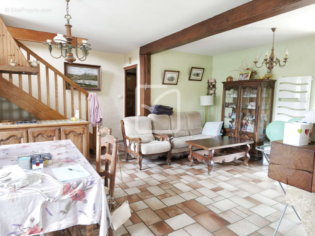 Maison à LOYAT