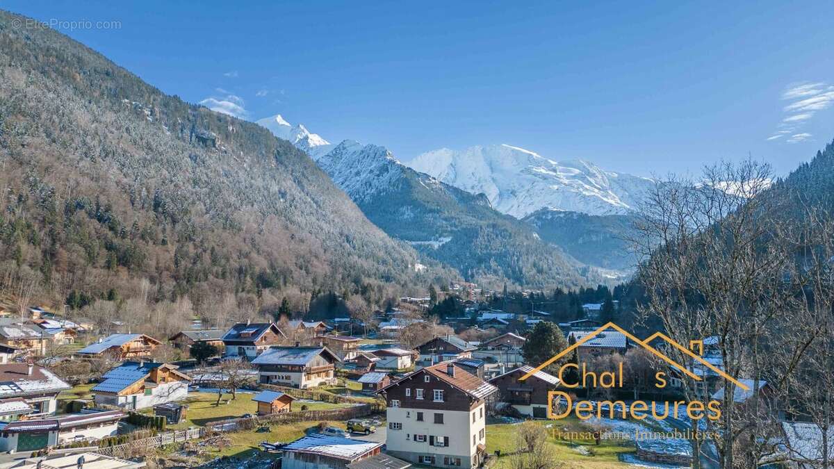 Terrain 1075 m² à Saint-Gervais-Les-Bains  - photo 2