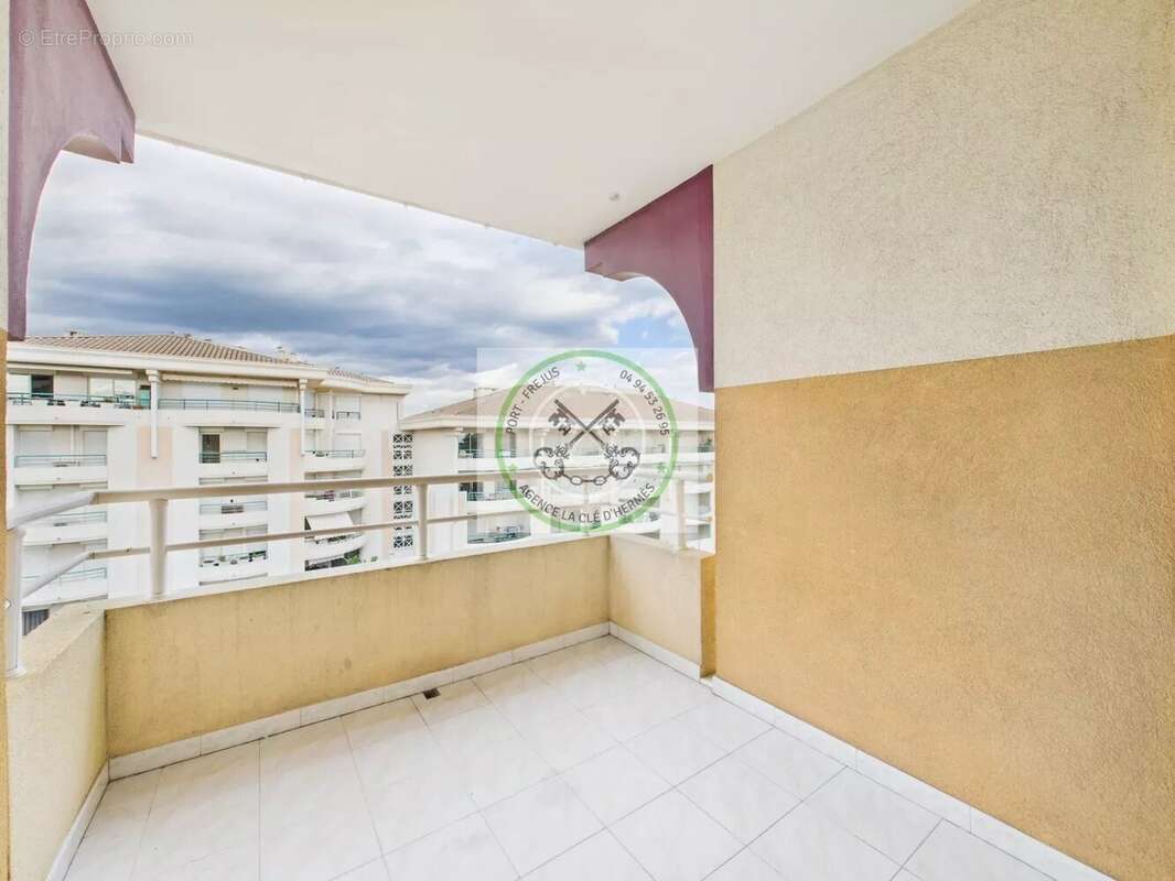 Appartement à FREJUS