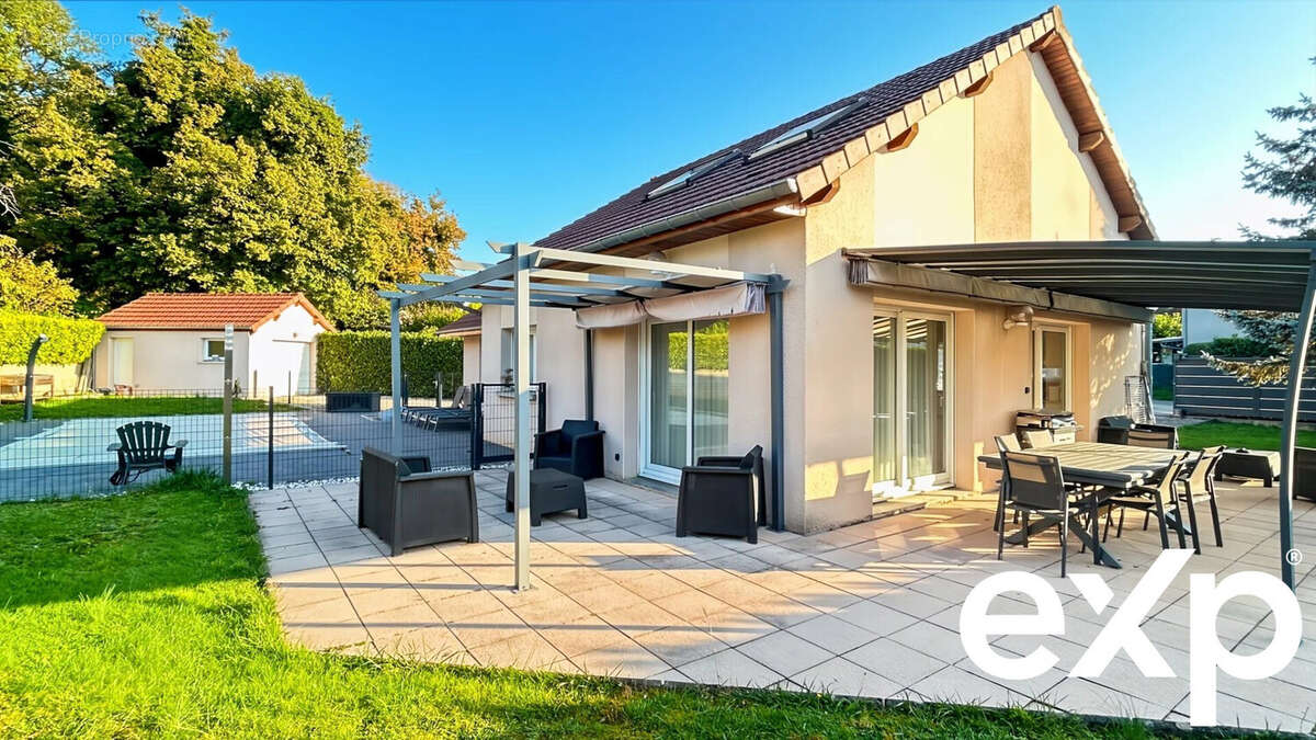 Maison à BOUSSIERES