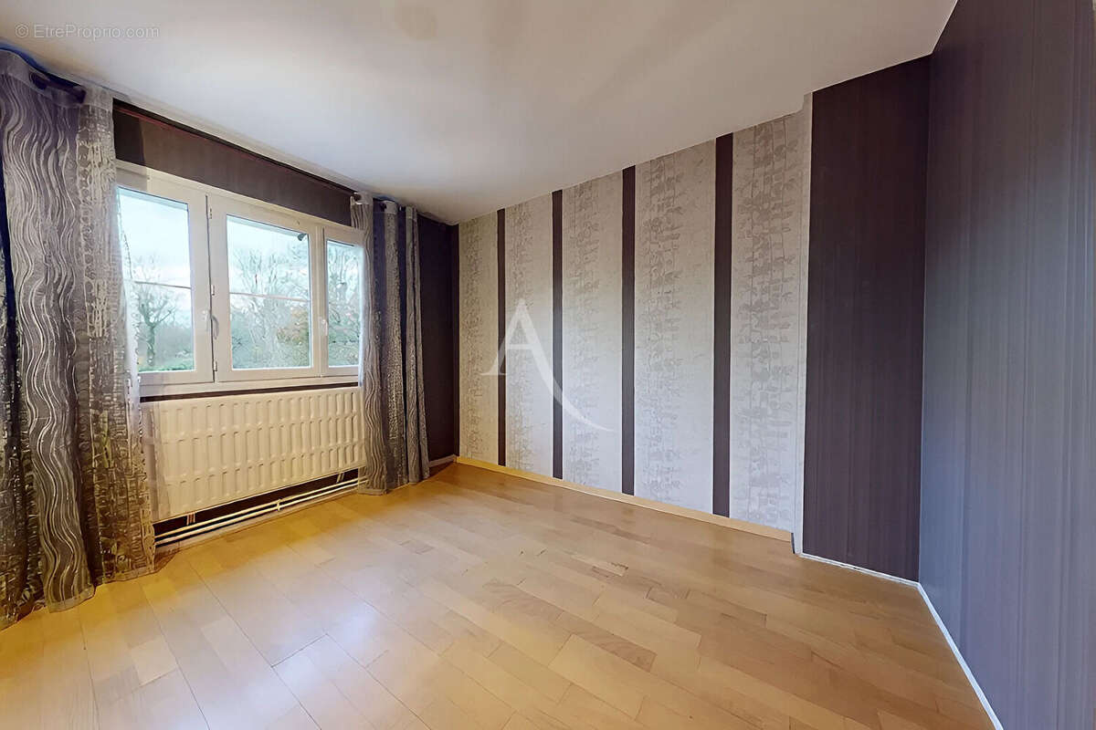 Maison à ROISSY-EN-BRIE