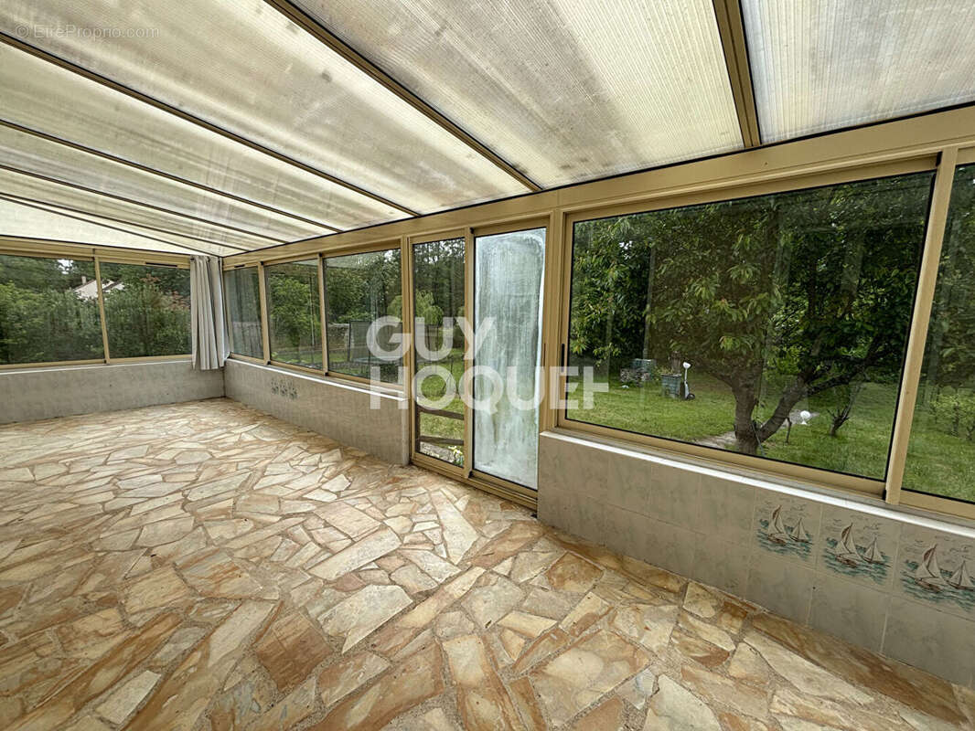 Maison familiale avec vie de plain-pied et grand terrain à Tournan-en-Brie - photo 14