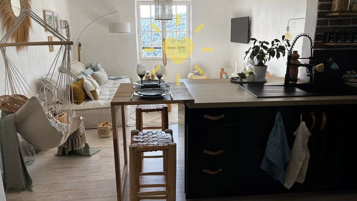 Appartement à CLAVIERS