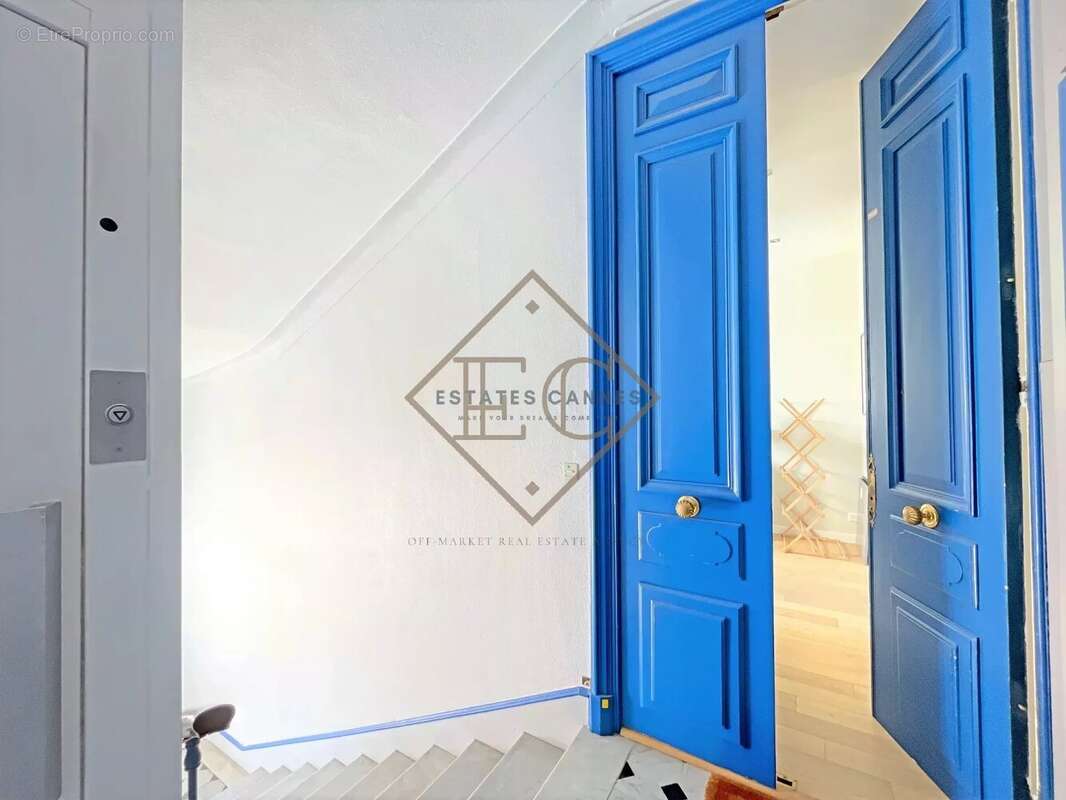 Appartement à CANNES