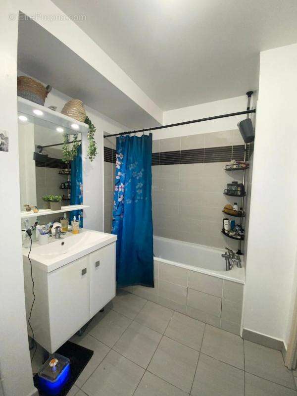 Appartement à FERRIERES-EN-BRIE