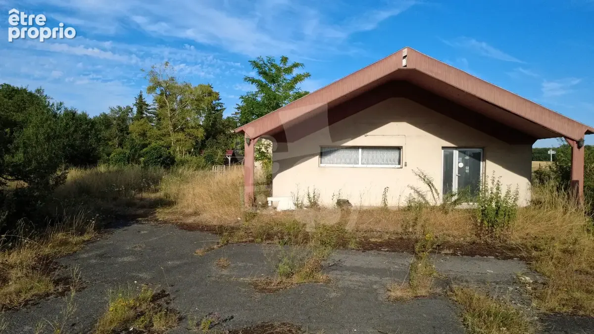 Terrain de 17 960 m2 avec 145 m2 de bâti - photo 7