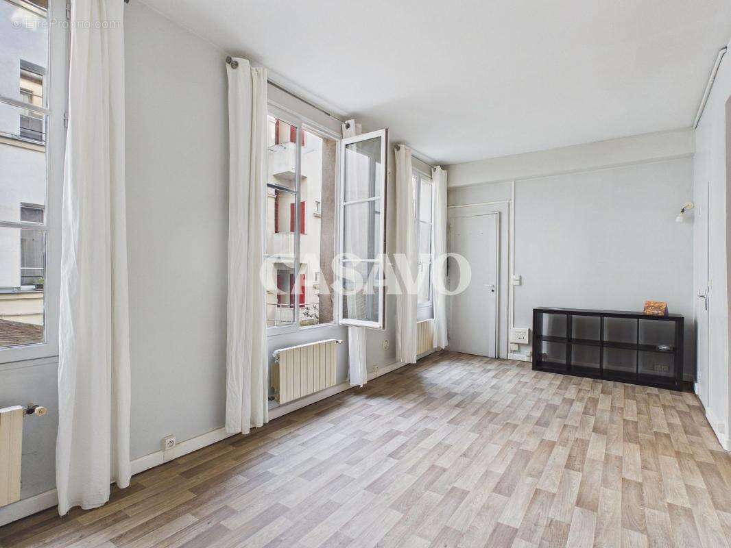 Appartement à PARIS-11E