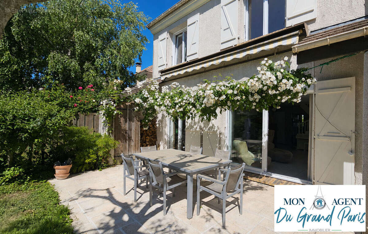 Maison à GIF-SUR-YVETTE