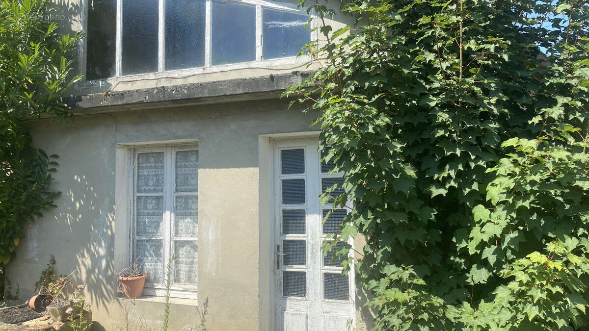 Maison à CHENNEBRUN