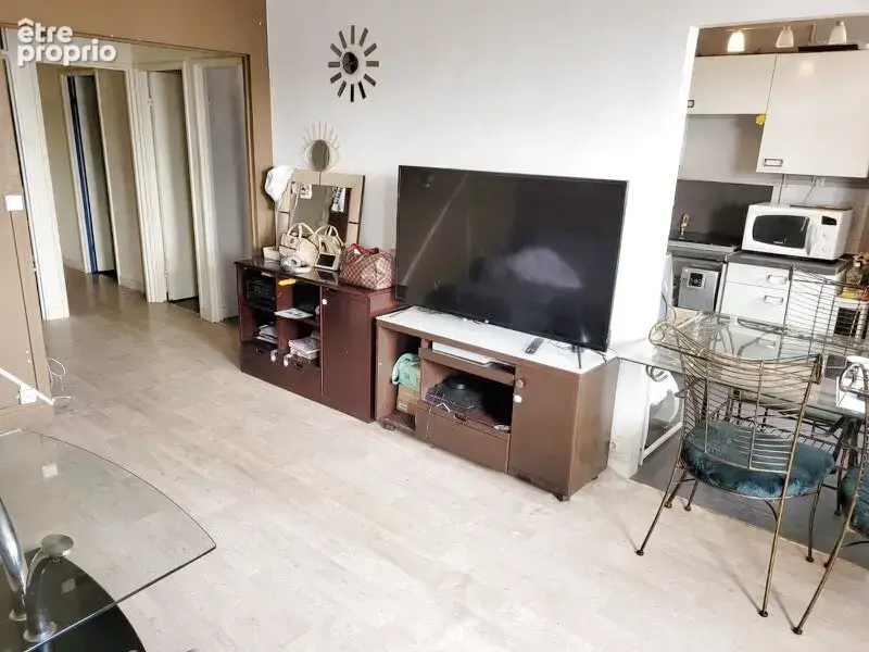 AMIENS. Bel appartement de type 4. - photo 1