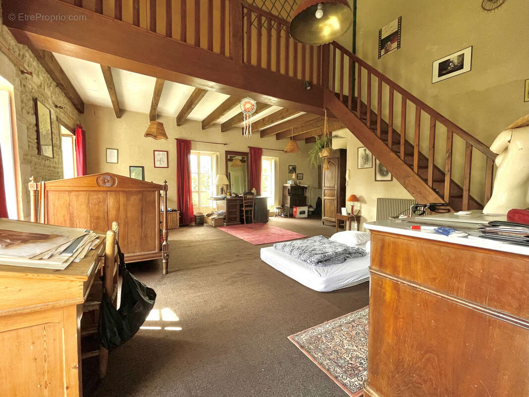 Maison à FONTAINE-HENRY