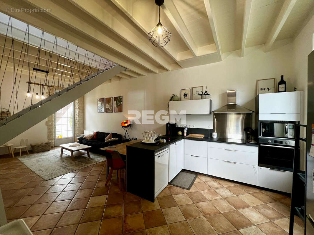 Maison à SEMUSSAC