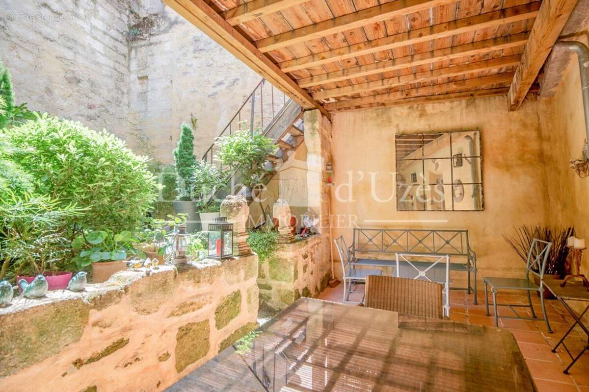 Photo 2 - Maison à UZES