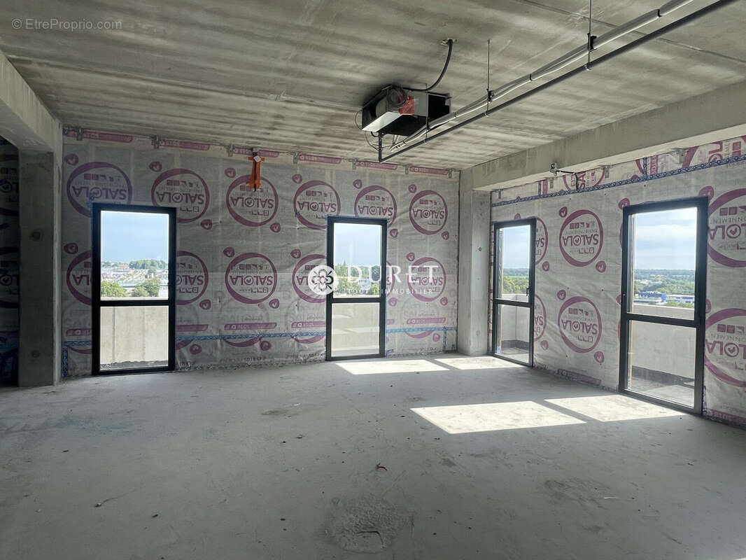 Commerce à LA ROCHE-SUR-YON