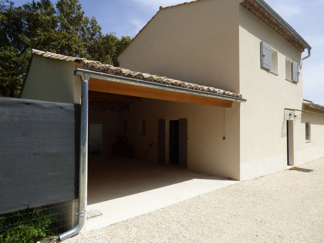 Maison à GRIGNAN