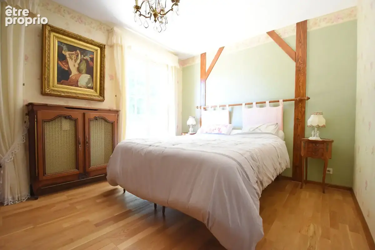 Maison Orry-La-Ville 9 pièces 141 m² - photo 5