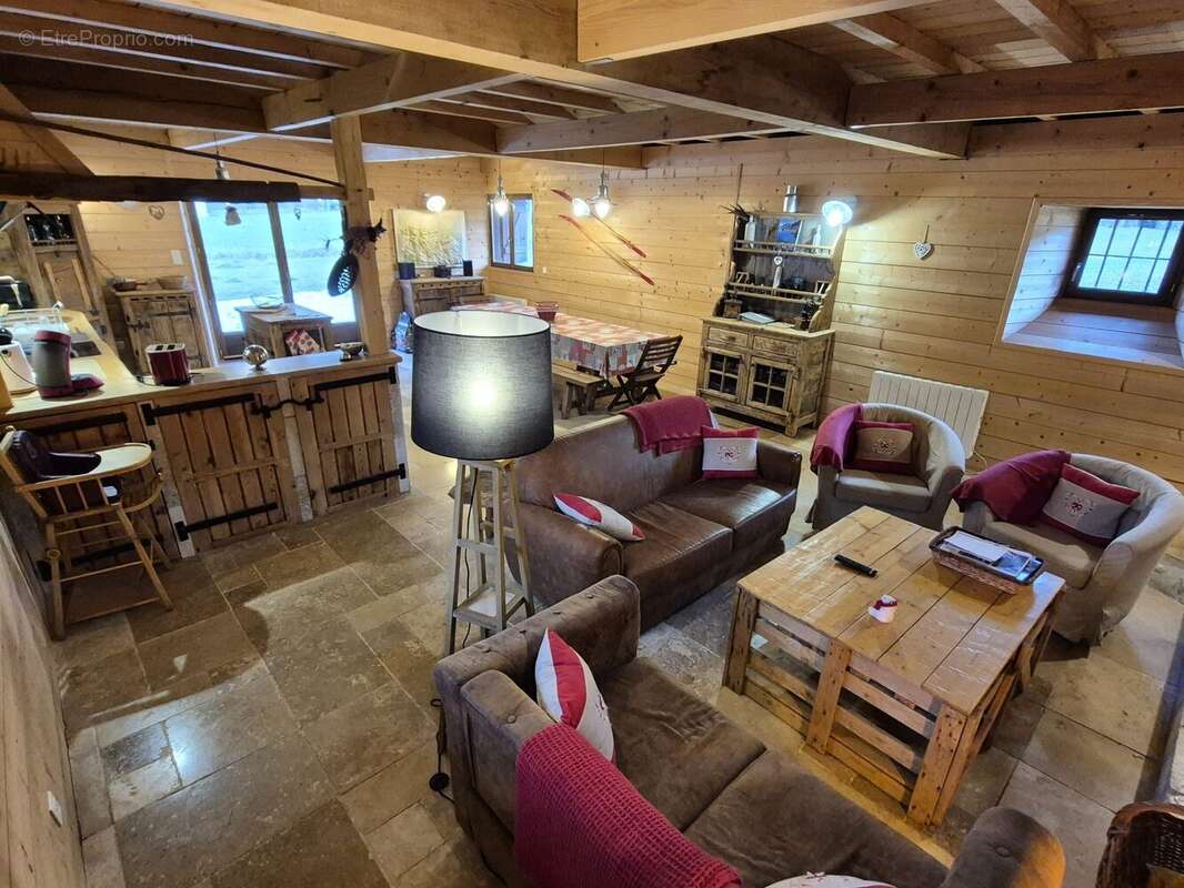 Maison à CAMPAN
