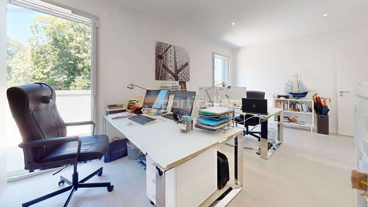 Granville-Appartement d'exception en attique -Vue mer panoramique - Terrasse de 100 m² - Granville - photo 16