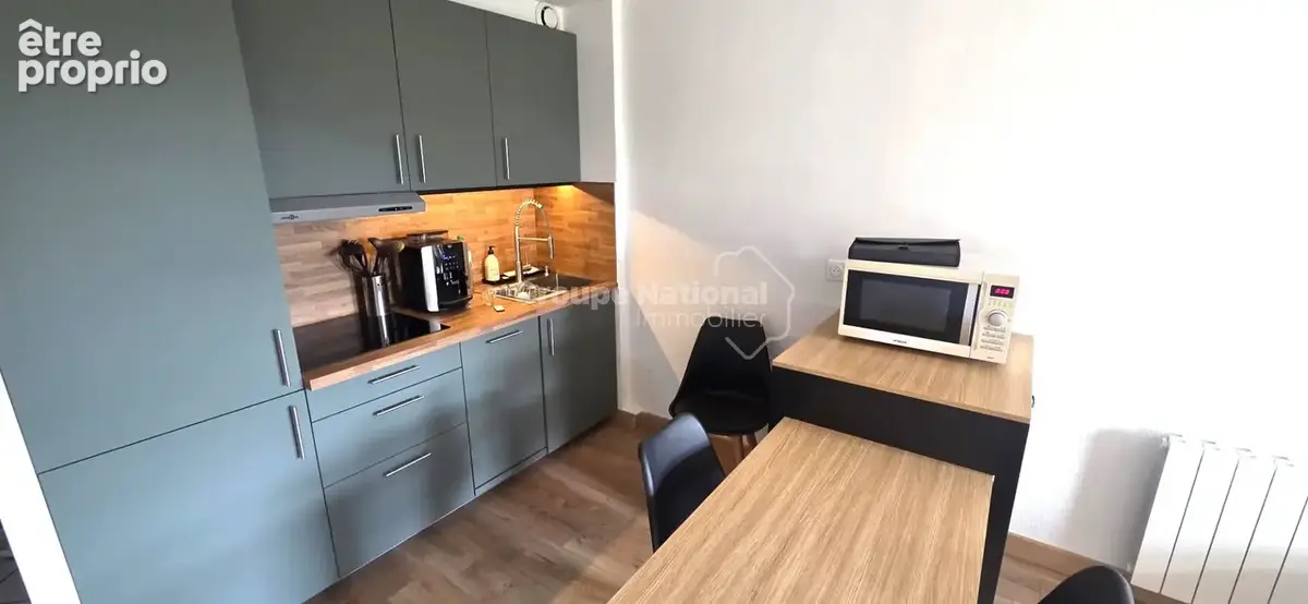LA COURONNE! Entre le village et la plage, joli appartement entièrement rénové et meublé de type 3 de 47 m² avec garage et place - photo 3