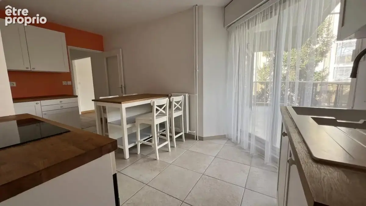 F3 de 70 m² avec balcon 14 m² - photo 5